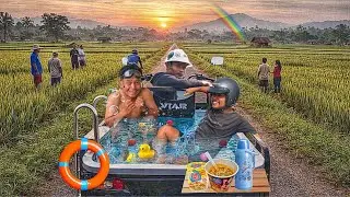 SERUNYA KAMI SEHARI BERENANG DI SWIMMING POOL KELILING 