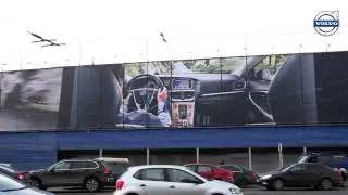 Volvo - самая большая рекламная конструкция в мире от OMD Media Direction