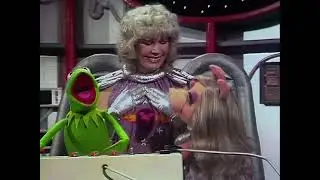 The Muppet Show - 502: Loretta Swit - &ldquo;Side by Side by Side/What Would We Do Without You&rdquo; (1980)