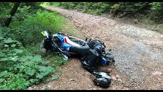 Tail of the Dragon, Cherohala Skyway, and a few miles of the Smokey Mountain 500 on 2021 Africa Twin