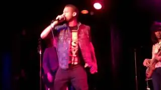 Rocki Evans - Business of Love live at Santos