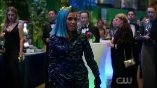 The Flash Season 4, Episode 17  Null and annoyed fight scene