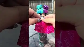 Decora Girlz the sticker and style doll toy unboxing