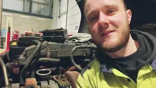 A day in the life of a HGV mechanic- DAF LF  Euro 6 VTG Actuator replacement and calibration