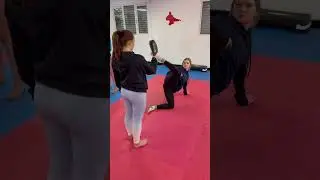 Leg exercises for headshots! #taekwondo #fight #kick #gym #legs #control #dedication #goals #girls