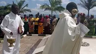 KU MUNSI WA UBALD MUTAGATIFU, BAHAYE IMVA UMUGISHA BASHYIRAHO N' INDABO: PADIRI Ubald RUGIRANGOGA