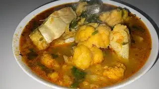 Bangladeshi Baul fish and cauliflower curry