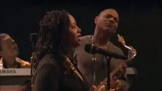 Kirk Whalum e Lalah Hathaway   He&acute;s Been Just that Good