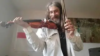 Violin Day 3. How do I hold it?