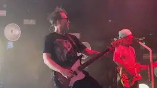 Blink-182 - Edging (LIVE 4K) | Hollywood Palladium, Los Angeles - Feb 13, 2025