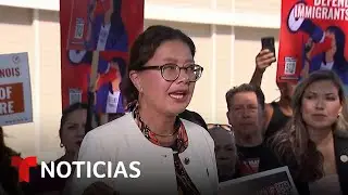 Senadora de Illinois confront&oacute; a agentes migratorios en West Chicago | Noticias Telemundo