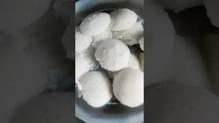 Soft SPONGY Instant Rava Idli In 10 Mins l Suji Idli Recipe l Raman's Kitchen # semolina #shorts