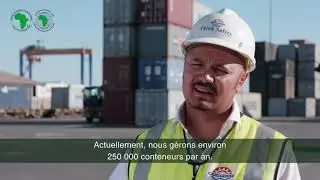 The Bank is supporting the expansion and modernization of Namibia Port at Walvis Bay.(FR)