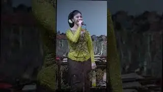 SINDEN CANTIK PRIGEL #sindencantik #wayangkulitindonesia #sindencantik
