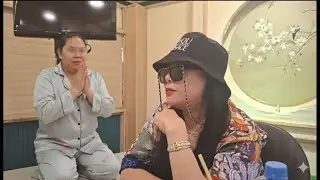 THÂM CUNG BÍ SỬ THỈ BÀO 