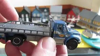Обзор игрушечной литой игрушечной машины Matchbox Diecast Flatbed Toy 2008 года, цвет: синий мета...