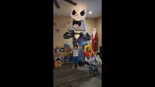 Gemmy 9ft  Scary Jack Skellington Inflatable