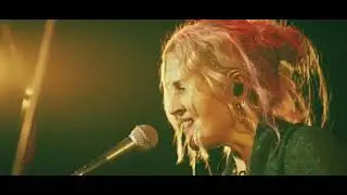 Ilaria Graziano - Stretti Stretti