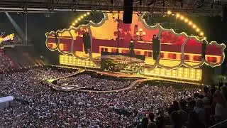 Guus Meeuwis - Per Spoor (kedeng kedeng) (Eindhoven, Philips Stadion, 26.06.2024, Groots)