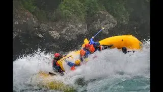 Caída en Rápido Mundaca - Rafting Río Futaleufú 28-01-23
