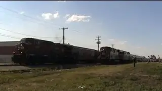 CP Train Spotting: CP 8566 & DPU 8615 Passes The CFL VIA At Camrose AB 3/5 9/18/12