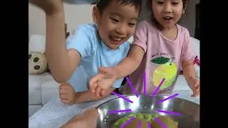 Kids learning fruit name.