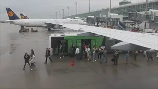 Lufthansa A321 Munich-Vienna Safety, Takeoff, Inflight, Low Visibility Landing LH2328