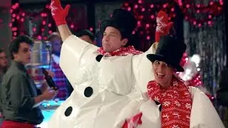Office Christmas Party (2016) - 