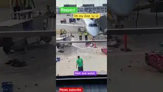 A quick-thinking American Airlines employee managed to stop a catering cart #respect #shoibaktar