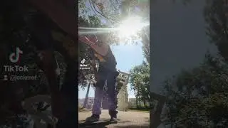 Jocker a du mal a se lance dans la dance mais il fini bien
