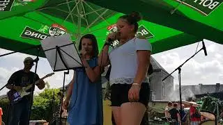 concert de la mj Laura no&euml;l 2018(2)