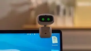 Игрушка AIBI Pocket Pet превратила мой рабочий стол в научно-фантастическую сцену!