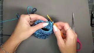 Crochet cast off chain loom