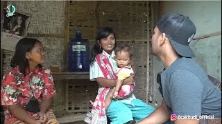 MIRISNYA HIDUP KELUARGA INI. NUNGGU SUAMI PULANG KERJA UNTUK BELI BERAS