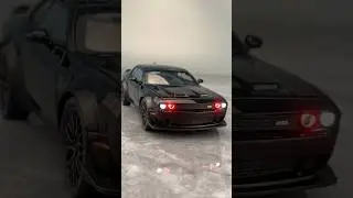 Dodge Challenger SRT Hellcat #viral #diecast #satisfying #shorts