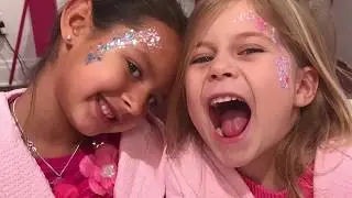Book your 2019 Glama Ga Kids Spa Birthday Party today!