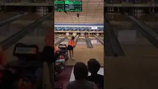 2 hand girl bowler