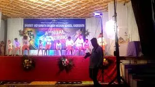 Bharti vidapeeth school kadegaon dance of 5th standard