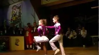 Kindertanzpaar Ihnetal beim großen Sitzungsball der KGI am 11.02.2012