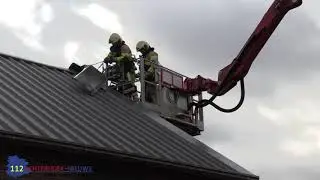 Brandweer rukt uit voor losgewaaide windveer Didam