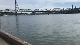 Willamette River waterfront in Portland, Oregon #travel #portland #oregon #usa #digitalnomad