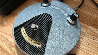 ANALOGMAN NKT275 White Dot FUZZ FACE into GJIKA
