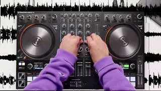 Drum & Bass DJ mix across 4 decks on the Traktor S4 MK3