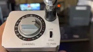Vintage realistic TRC 217 40 Channel CB Handhelds