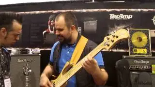 Bartozzi Wojciechowski explaining his Zakrzewski 5-string