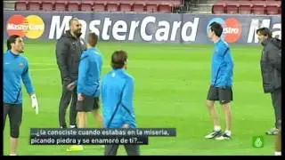 Guardiola hablando con Isaac Cuenca sobre su novia laSexta Deportes