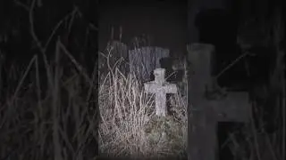 Even the dead listen when it rains 🩶 #Shorts #Cemetery #Graveyard #Spookywalks #churchyard