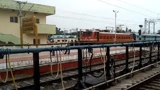 Madurai samparkranthi express arriving Vijayawada
