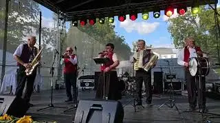 7. Kapela Świętokrzyska - Gminne Święto Plonów w Irządzach.