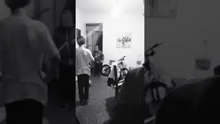 Vemos un fantasma en nuestra casa y pasa esto